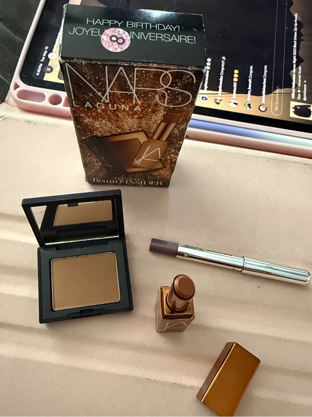 NARS Laguna Bronzer Compact — Warm Brown & Marc Jacob’s lip liner NARS lipstick